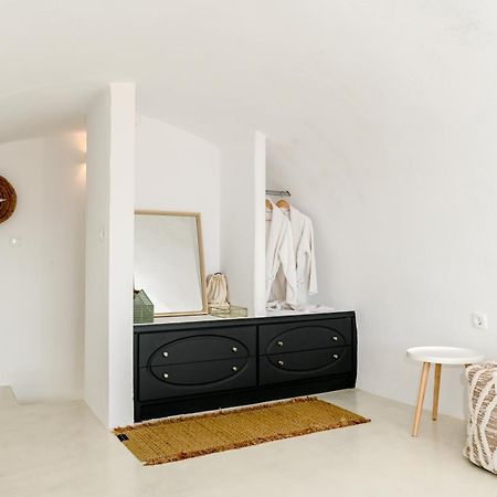 Bed and Breakfast White Curves Santorini Akrotírion Zewnętrze zdjęcie